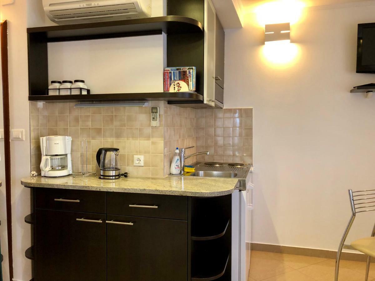 Apartments Feral Трогир Экстерьер фото